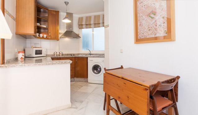 Holi-Rent Carreteria Apartament Sewilla Pokój zdjęcie